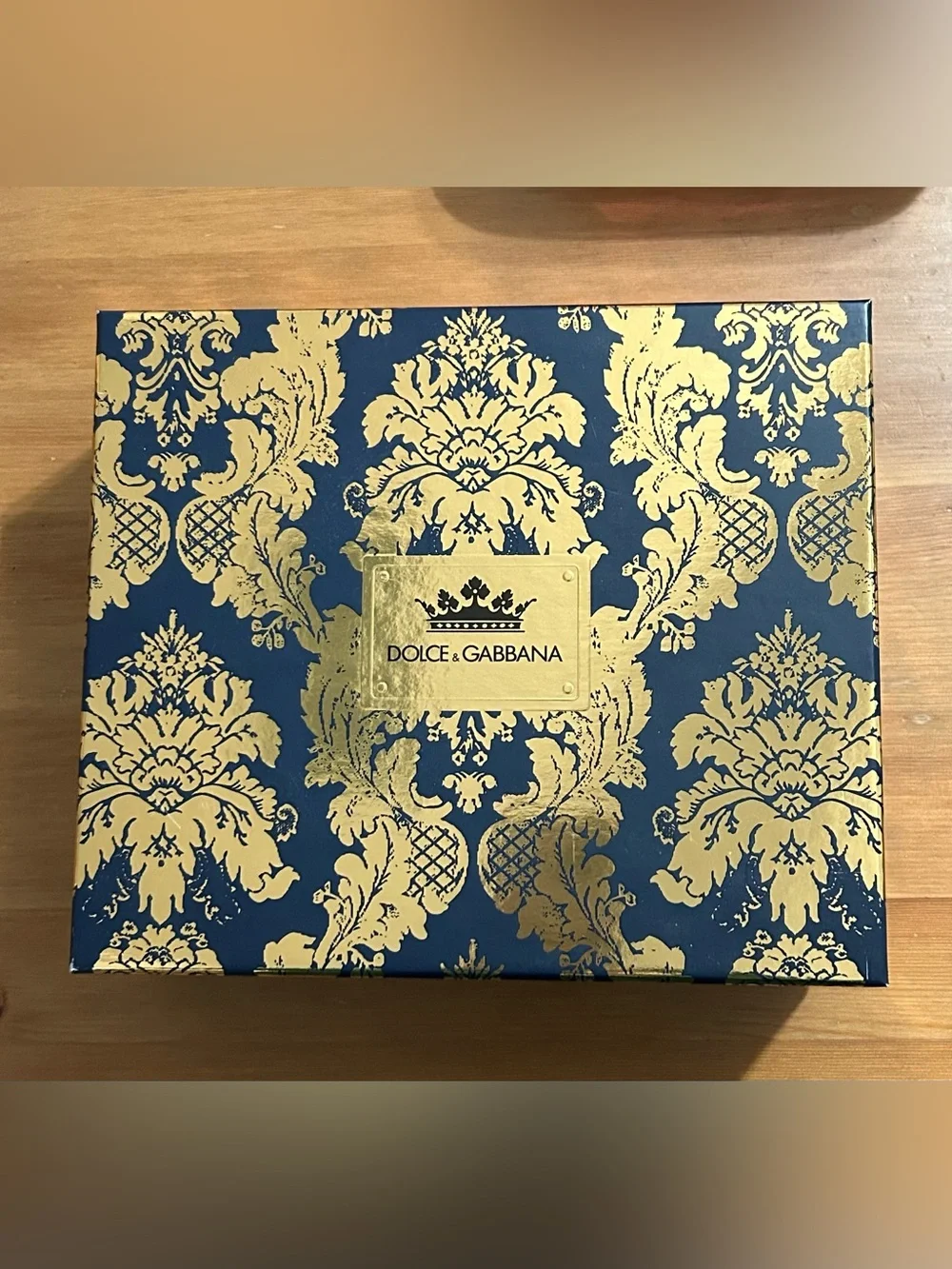 Dolce & Gabbana gift box